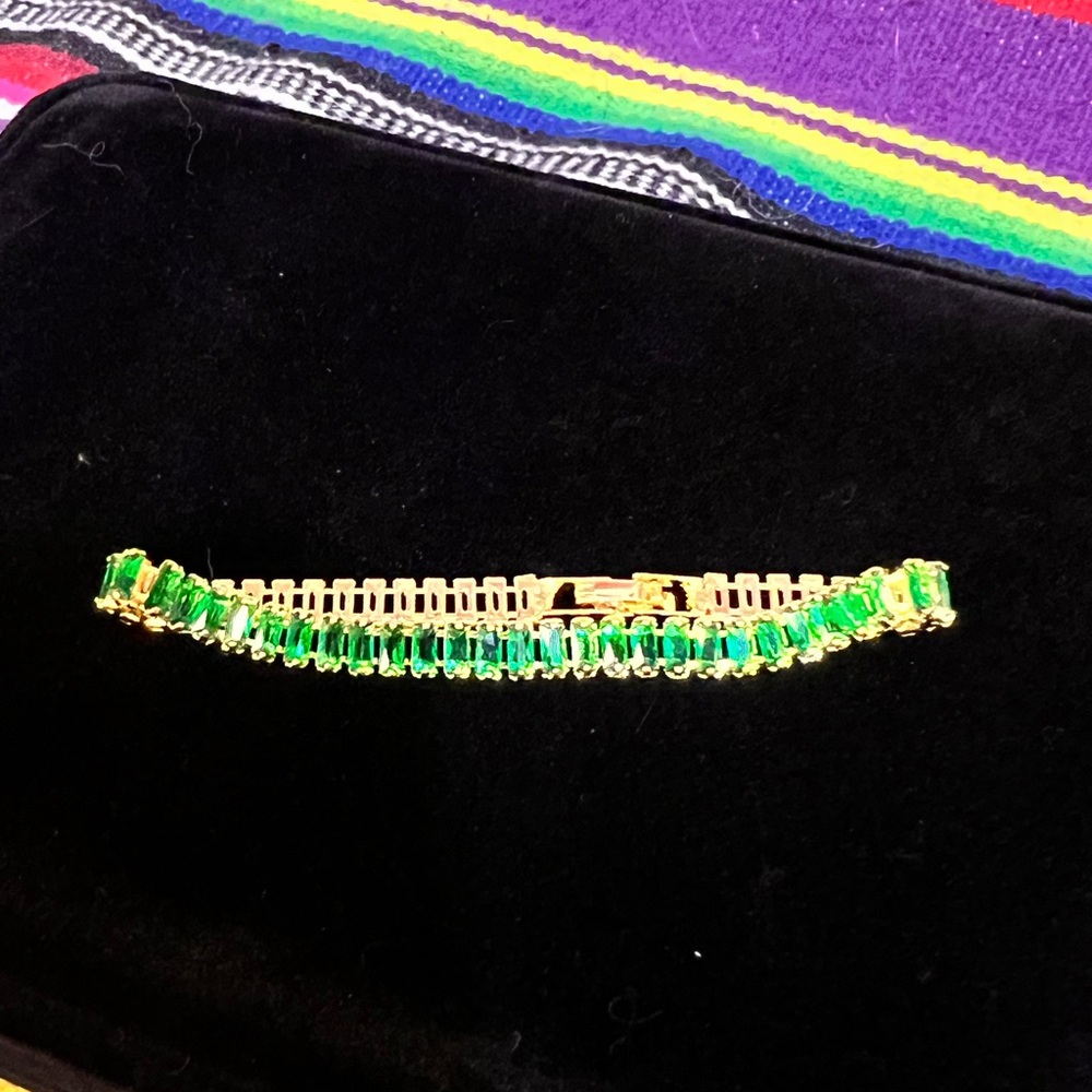 Emerald Green and Gold Bracelet